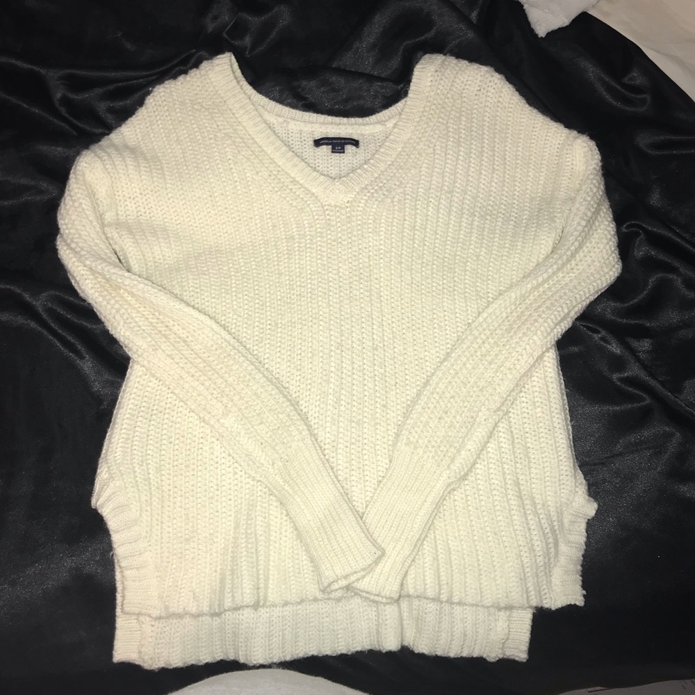 American Eagle sweater